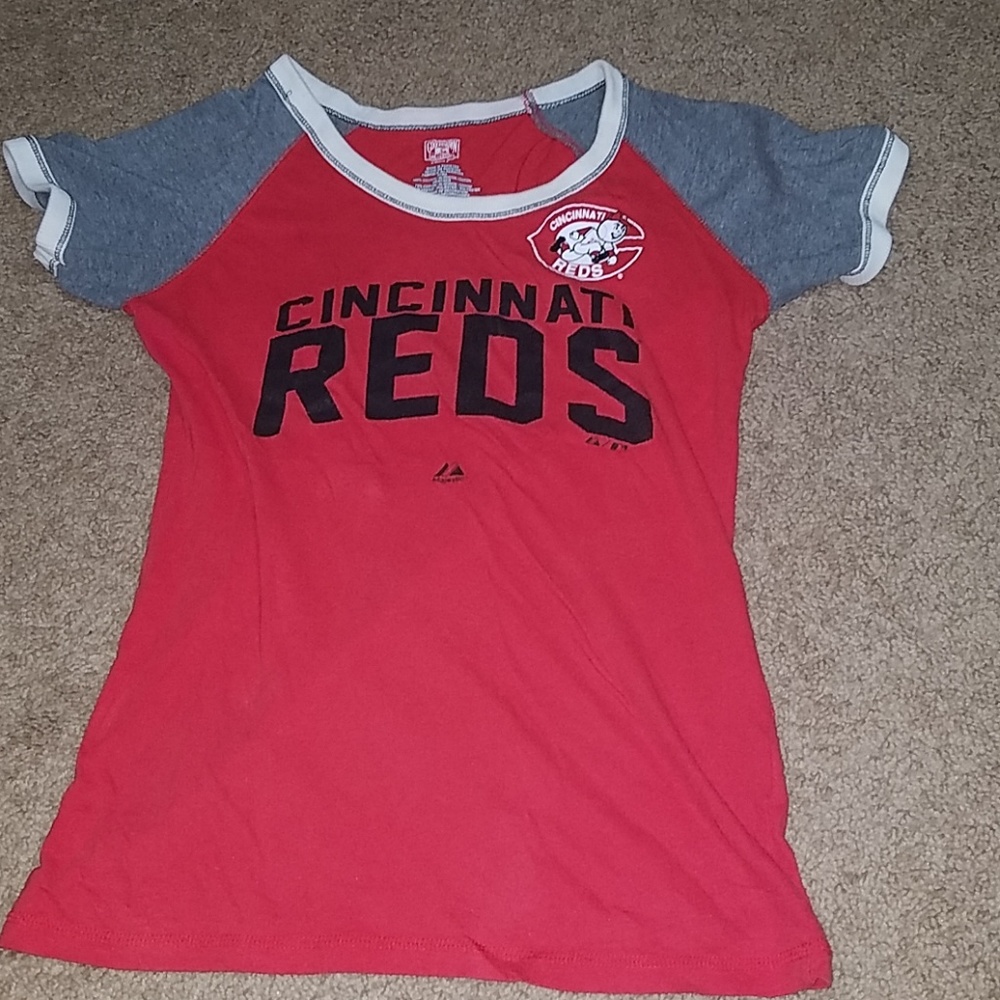 Cincinnati reds shirt